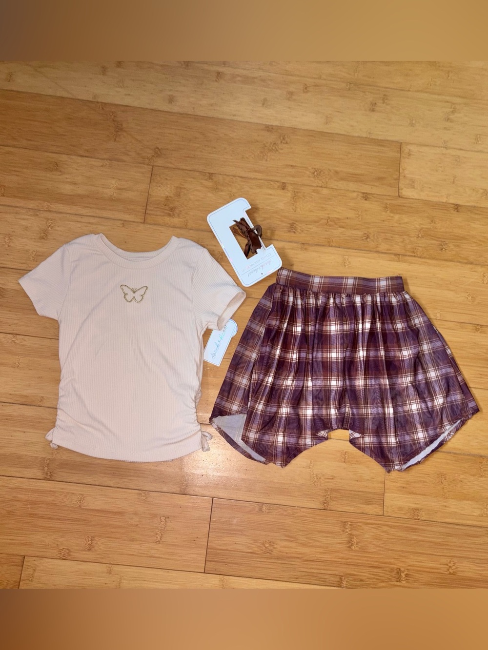 NWT Girl’s Size 5 Outfit - Ribbed Tee Top & Plaid Asymmetrical Skorts Set